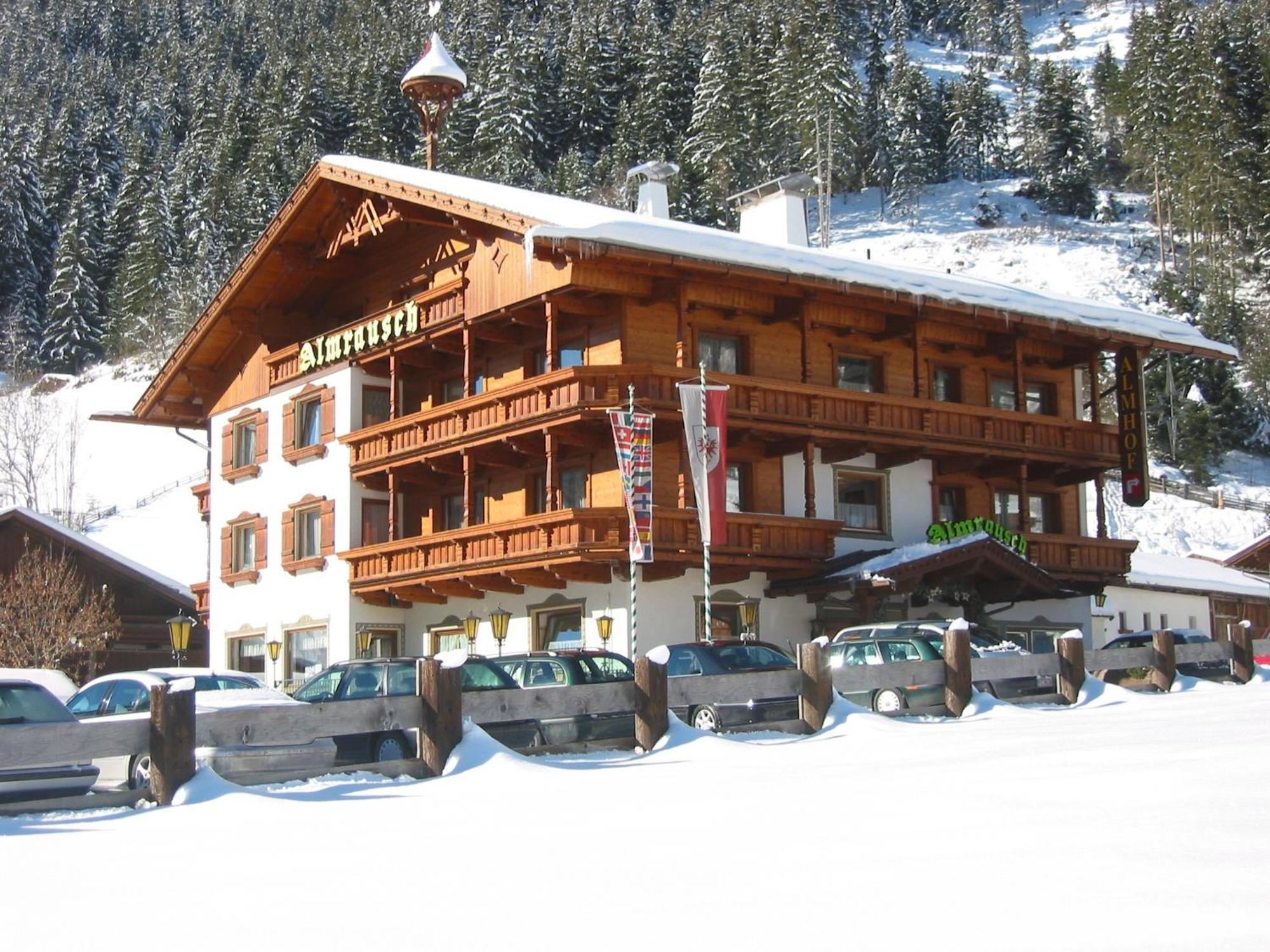 Pension Almrausch Neustift im Stubaital Exterior foto